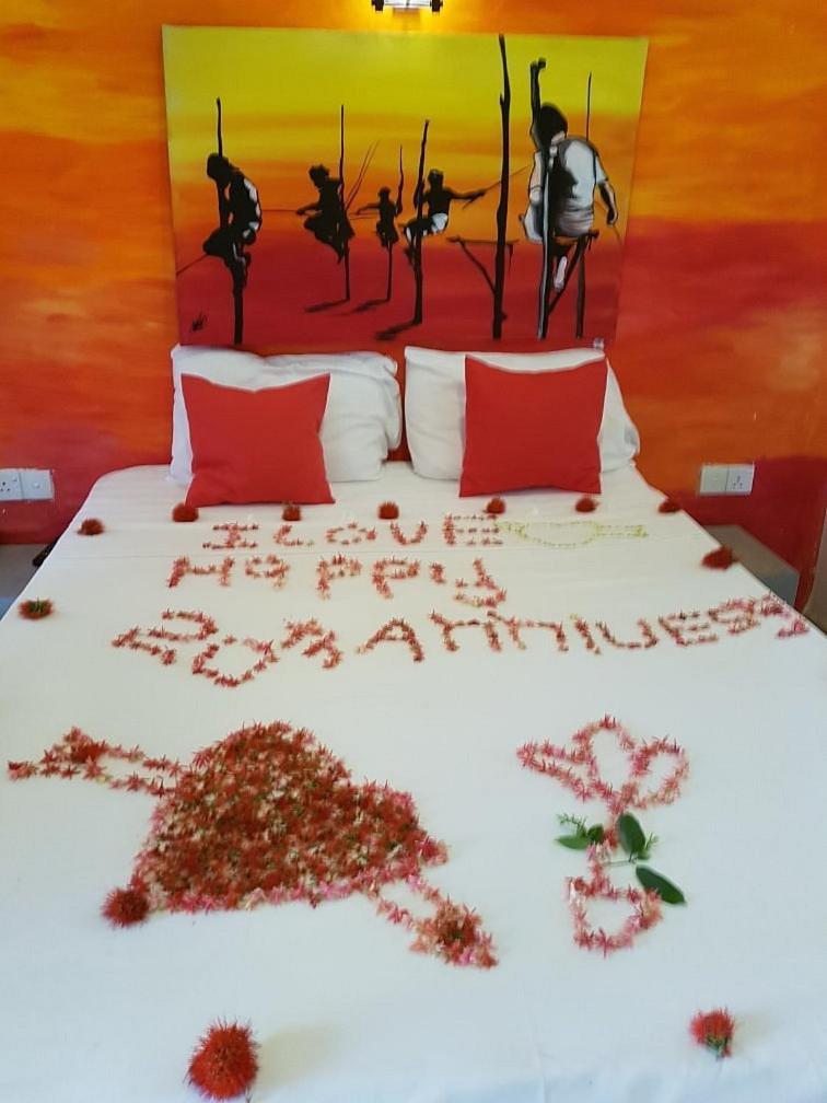 Maple Leaf Hotel نيجومبو المظهر الخارجي الصورة